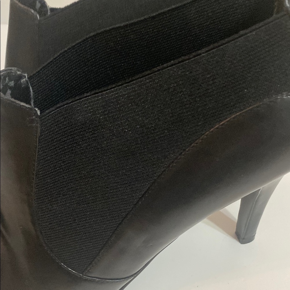 Nine West Elegant Black Women's Heeled Ankle Boots Size 9M - Picture 6 of 10
